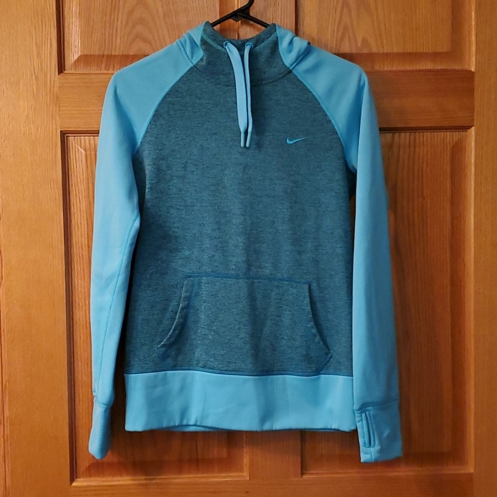 THERMA-FIT Nike hoody